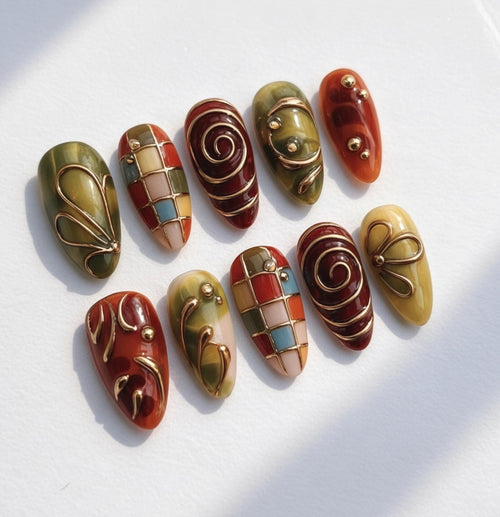Amber Glass press-on Nails; Autumn Jelly Nails.