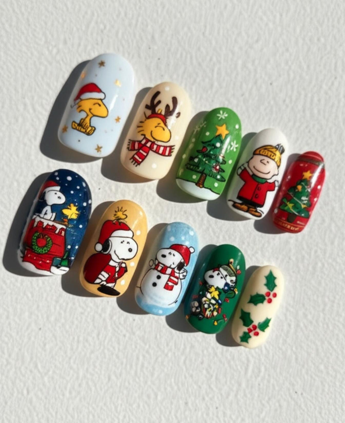 Christmas Snoopy press-on Nails; Handmade Holiday Nail Art Set, Cute Cartoon False Nails, Xmas Gift for Her.