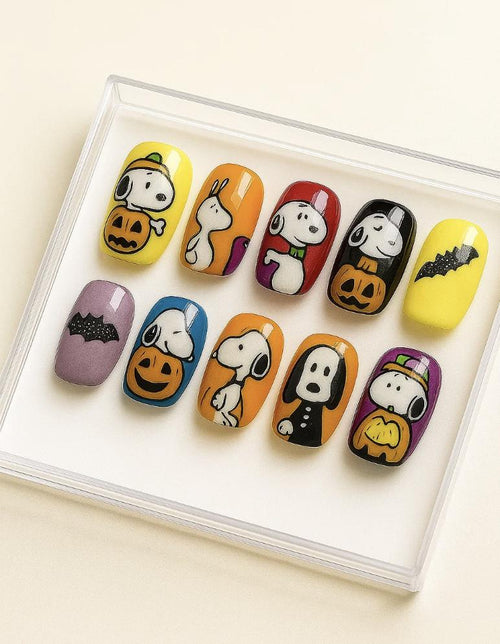 Halloween Snoopy press-on Nails; Kawaii Peanuts Cartoon Fake Nails, Pumpkin Bat Spooky Cute Handmade False Nails.