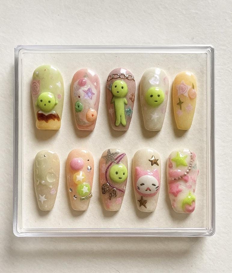 Kawaii Smiski press-on Nails: 3D Alien Cat Y2K Kidcore.