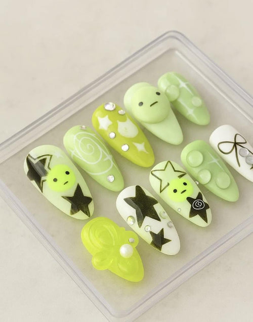 Kawaii Smiski Star press-on Nails: Green Alien Kidcore Design.