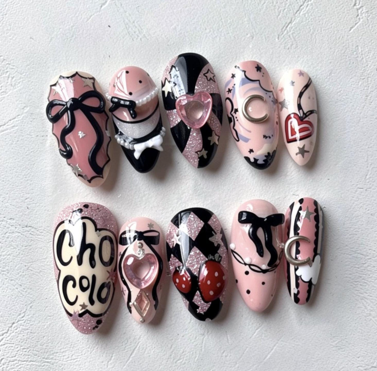 Magical Girl press-on Nails; Sweet Heart Bow Nails.