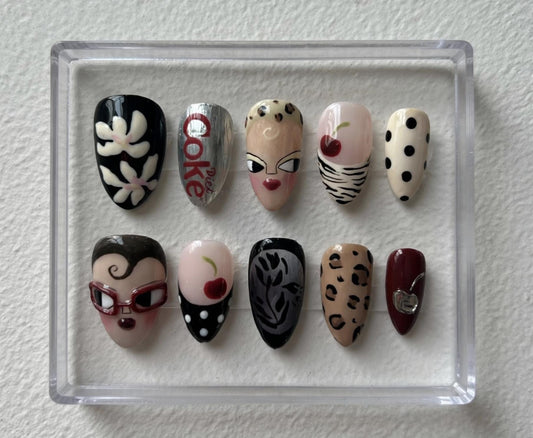 Retro Pin Up press-on Nails; Vintage Pop Girl Nails.