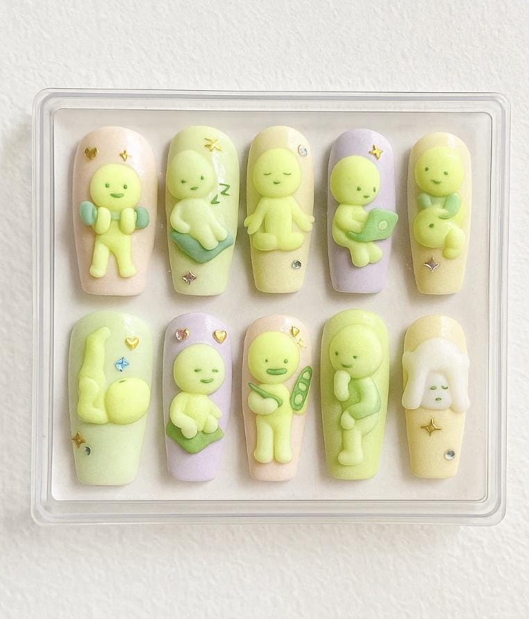 Smiski 3D press-on Nails: Kawaii Kidcore Y2K Fake Nails.