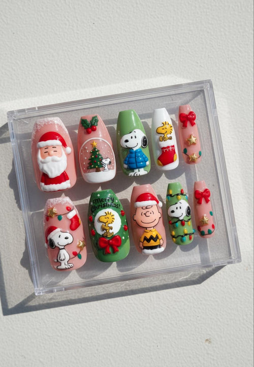 Snoopy Christmas Nails; Handmade 3D Peanuts Holiday press-on Nail Set, Cute Santa and Christmas Tree Nails with Snoopy and Charlie Brown.