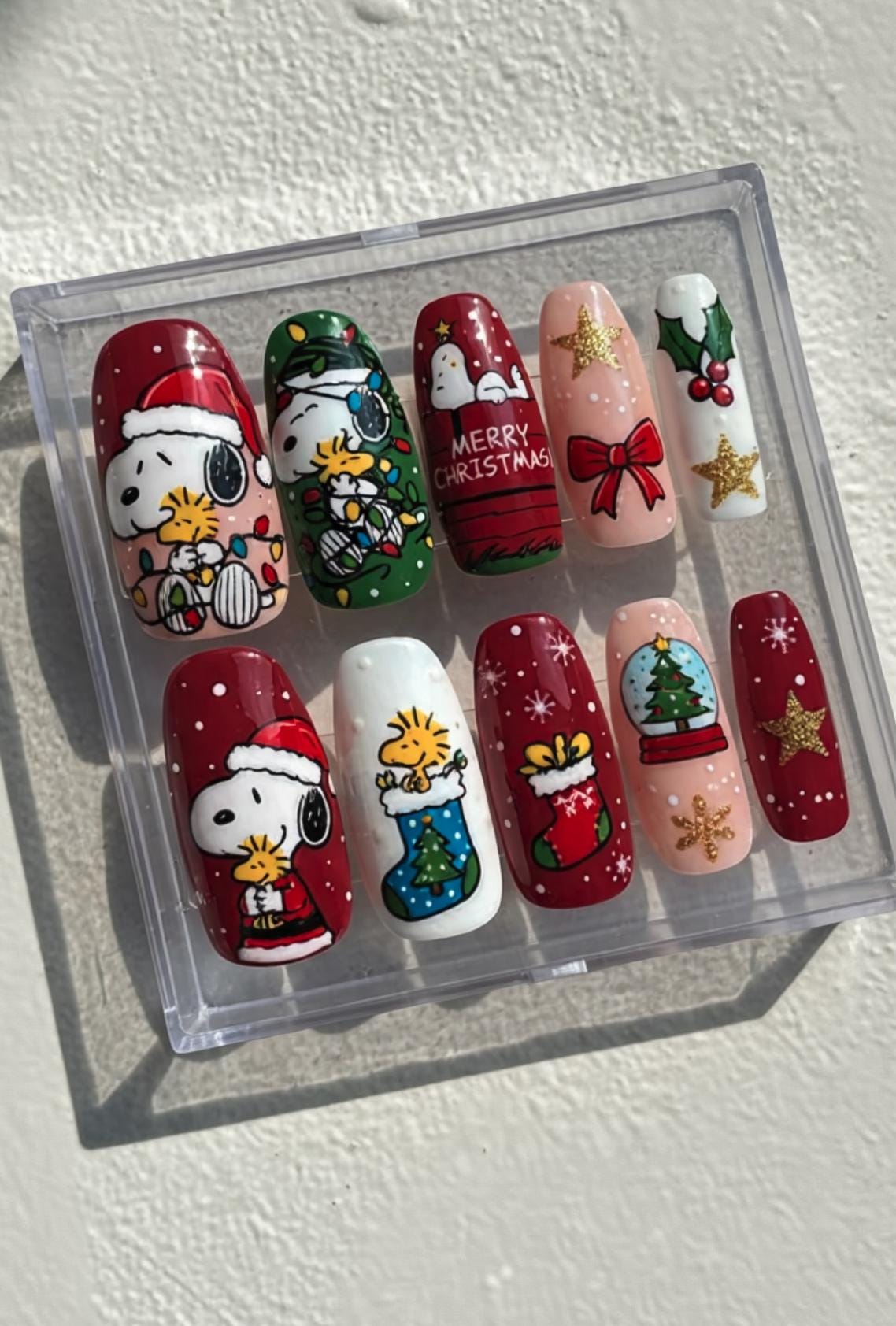 Snoopy Christmas Nails, Peanuts Holiday press-on Nail Set, Handmade Red and Green Festive Nails Snoopy, Woodstock, Christmas Tree Designs.