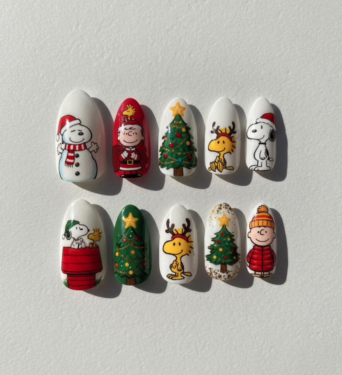 Snoopy Christmas press-on Nails; Handmade Holiday Nail Art, Cute Cartoon False Nails, Xmas Gift for Her.