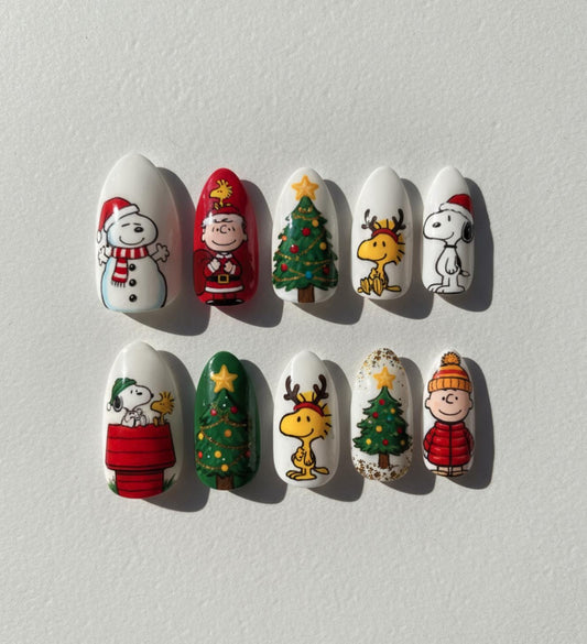 Snoopy Christmas press-on Nails; Handmade Holiday Nail Art, Cute Cartoon False Nails, Xmas Gift for Her.