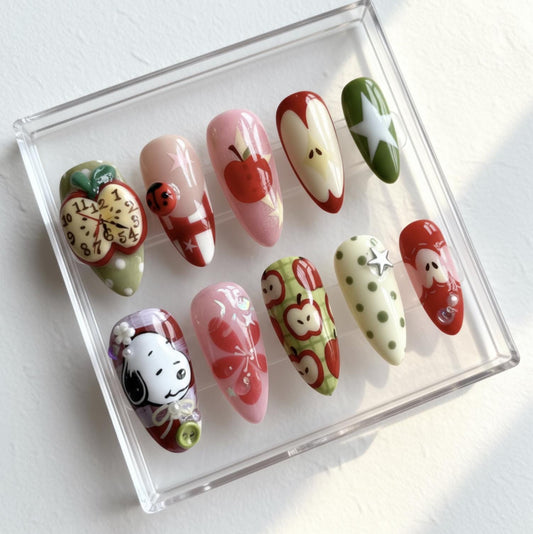 Snoopy Retro Apple Nail Art Set; Handmade Cute press-on Nails, Snoopy Inspired Nails, Kawaii Red Green Nail Design, 3D Fruit Nails.