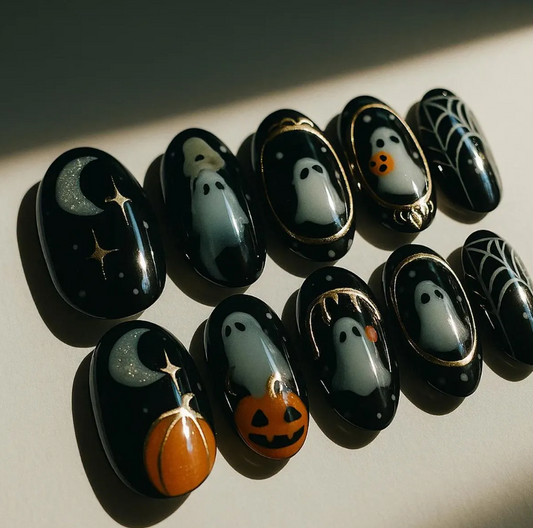 Spooky Halloween press-on Nails, Ghost and Pumpkin Acrylic Nails, Cute Gold Frame Fake Nails with Web Design, Handmade Halloween Nail Art.